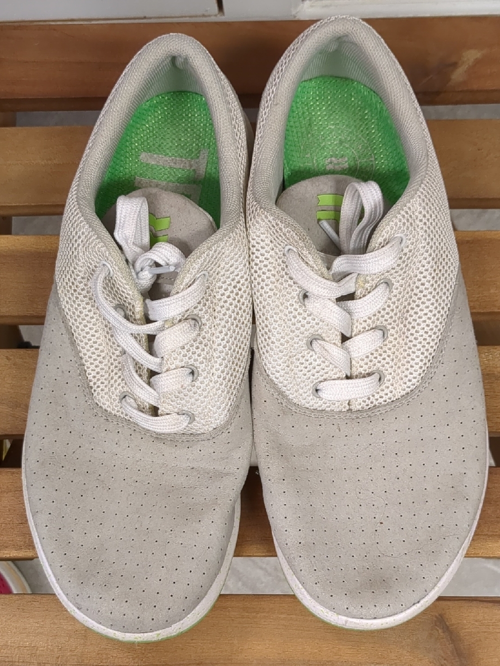 Men's Casual Boat Shoes in Light Gray - Comfortable Lace-Up